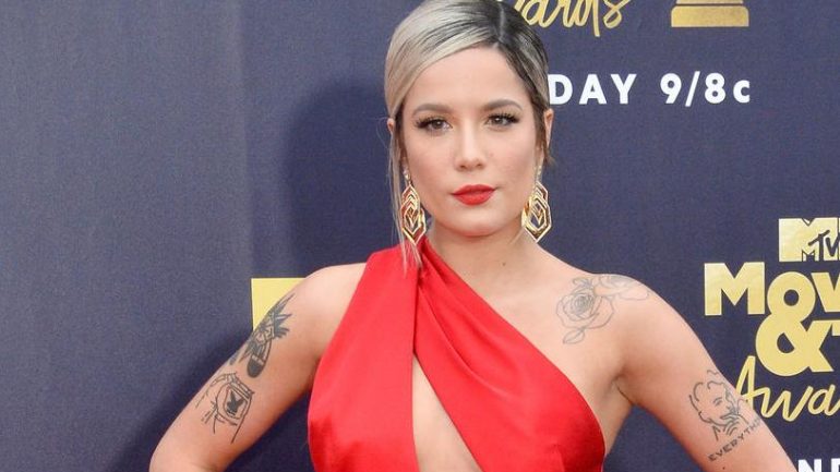 Halsey – Altezza – Peso – Misure – Colore occhio – Wiki