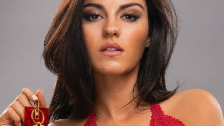 Maite Perroni – Altezza – Peso – Misure – Colore occhio – Wiki