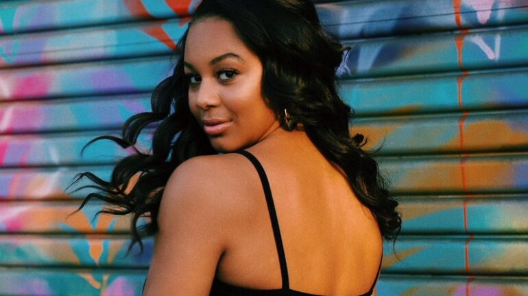 Nia Sioux – Altezza – Peso – Misure – Colore occhio – Wiki