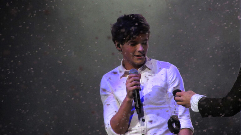 Louis Tomlinson Altezza – Peso – Misure – Colore occhio